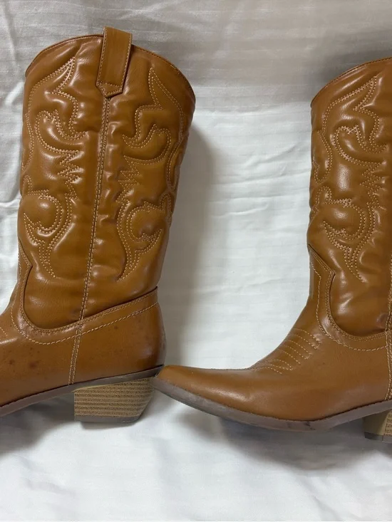 Tan Western Knee-High Boots - Picture 3 of 6